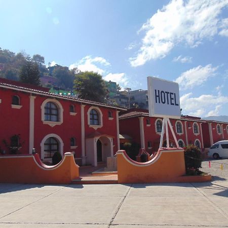 La Casa De La Abuela Hotel San Cristobal de las Casas Luaran gambar