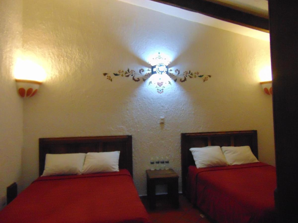 La Casa De La Abuela Hotel San Cristobal de las Casas Luaran gambar
