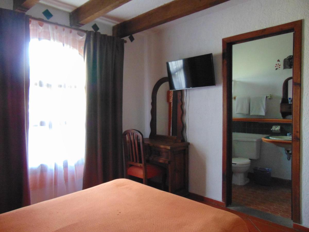 La Casa De La Abuela Hotel San Cristobal de las Casas Luaran gambar