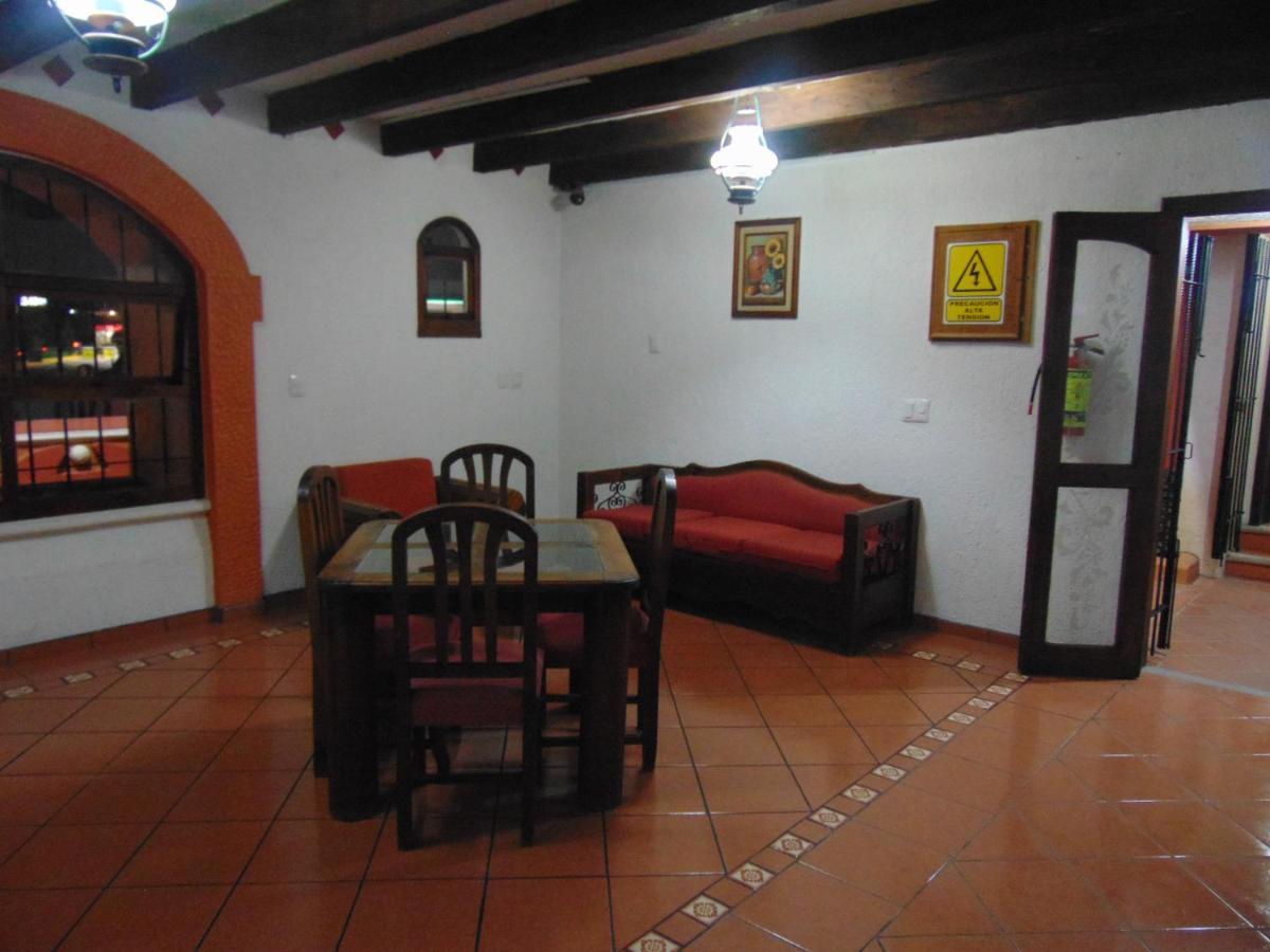 La Casa De La Abuela Hotel San Cristobal de las Casas Luaran gambar