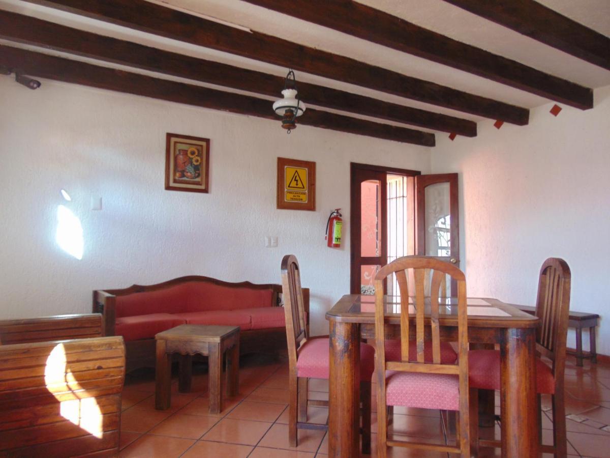 La Casa De La Abuela Hotel San Cristobal de las Casas Luaran gambar